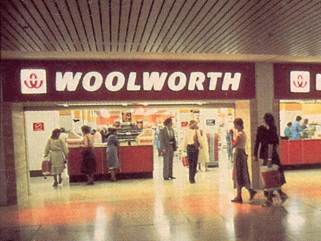 During the 1970s a few branches moved to new premises in shopping precincts like the Wandsworth Arndale Centre in South West London