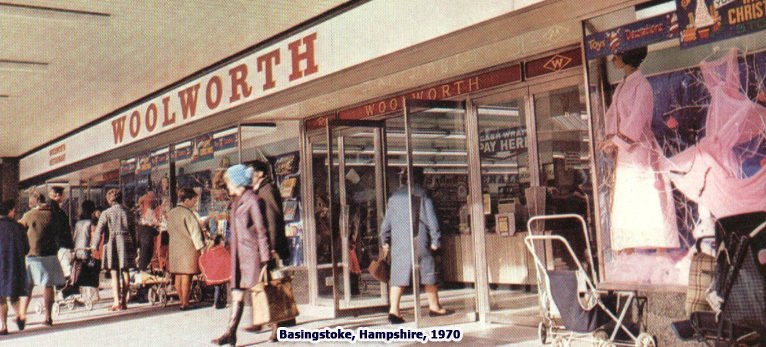 Woolworth relocated to a new purpose-built store in the main mall at Basingstoke, Hampshire, UK in 1970. Its Christmas window displays were much simpler as one of the first to deploy a see-through rather than enclosed style, pictured in 1970
