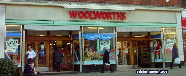 By 1998 the windows at Selsdon, Surrey had become much less elaborate. The popular Woolies Winter Wonderland theme was mainly portrayed by banners which the retailer's staff called 'cardboard engineering'