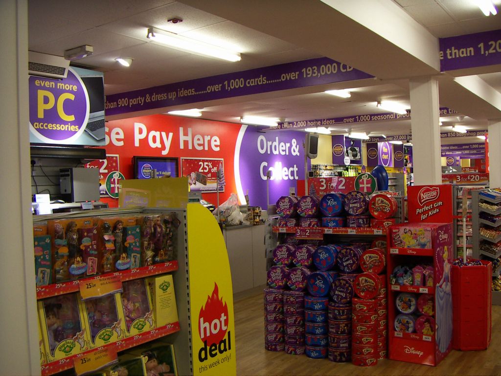 A long view of the cash desk and order and collection point in the Kingswood Woolworths (2005)