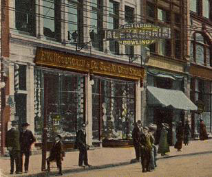 The F. W. Woolworth store in Pittsburgh, Pennsylvania, USA - pictured in 1914