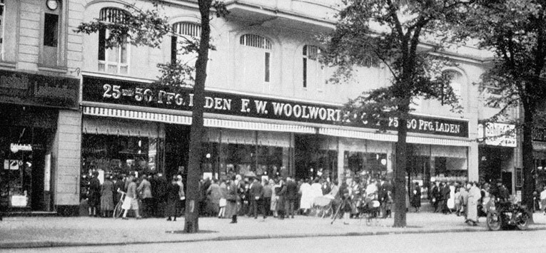 The first F. W. Woolworth Co GmbH store to open in the German capital of Berlin. The Mullerstrasse branch featured extensively in the parent company's fiftieth birthday celebrations in the USA in 1929