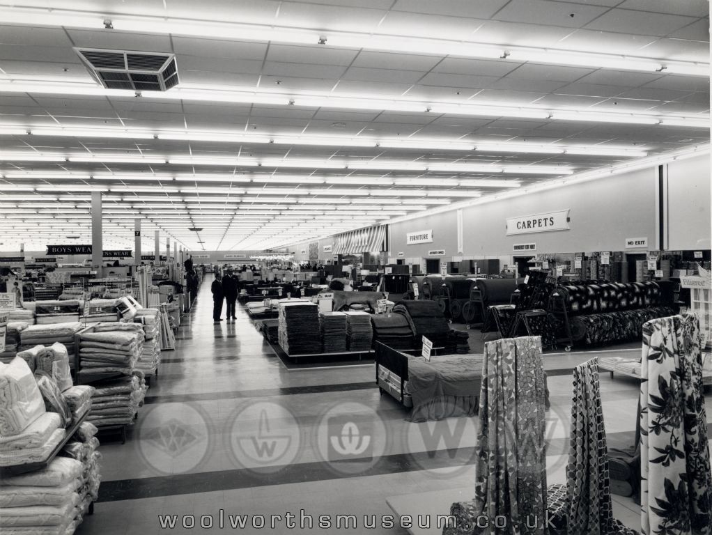 Carpets proved a popular favourite at Woolco. Despite the staff wearing the superstore's bright, modern uniforms and reporting to its General Manager, the department was operated as a Concession.