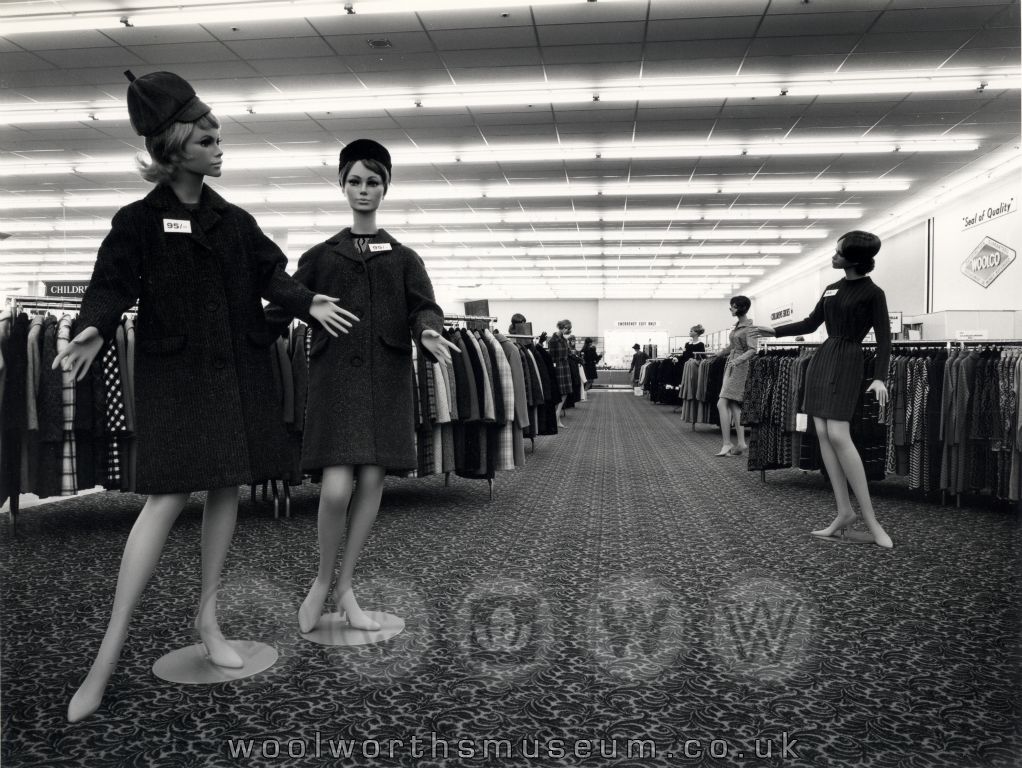 Unlike Woolco USA, which drew its merchandise from the wholly owned subsidiaries including Kinney Corporation that Woolworth had acquired in advance of the openings, the British operation relied on concessionaires, despite having a house-style all of its own. The styling of the mannequins had a certain space age quality.